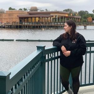 Meet your Posher, Nicole